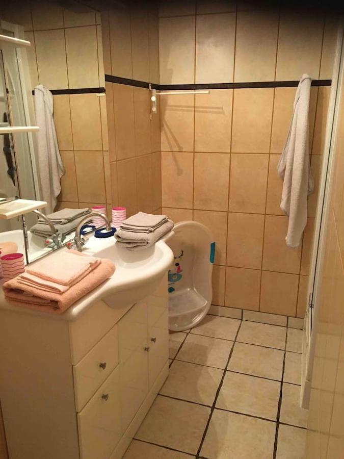 Appartamento Maison Au Calme Proche Des Cures Jonzac Esterno foto